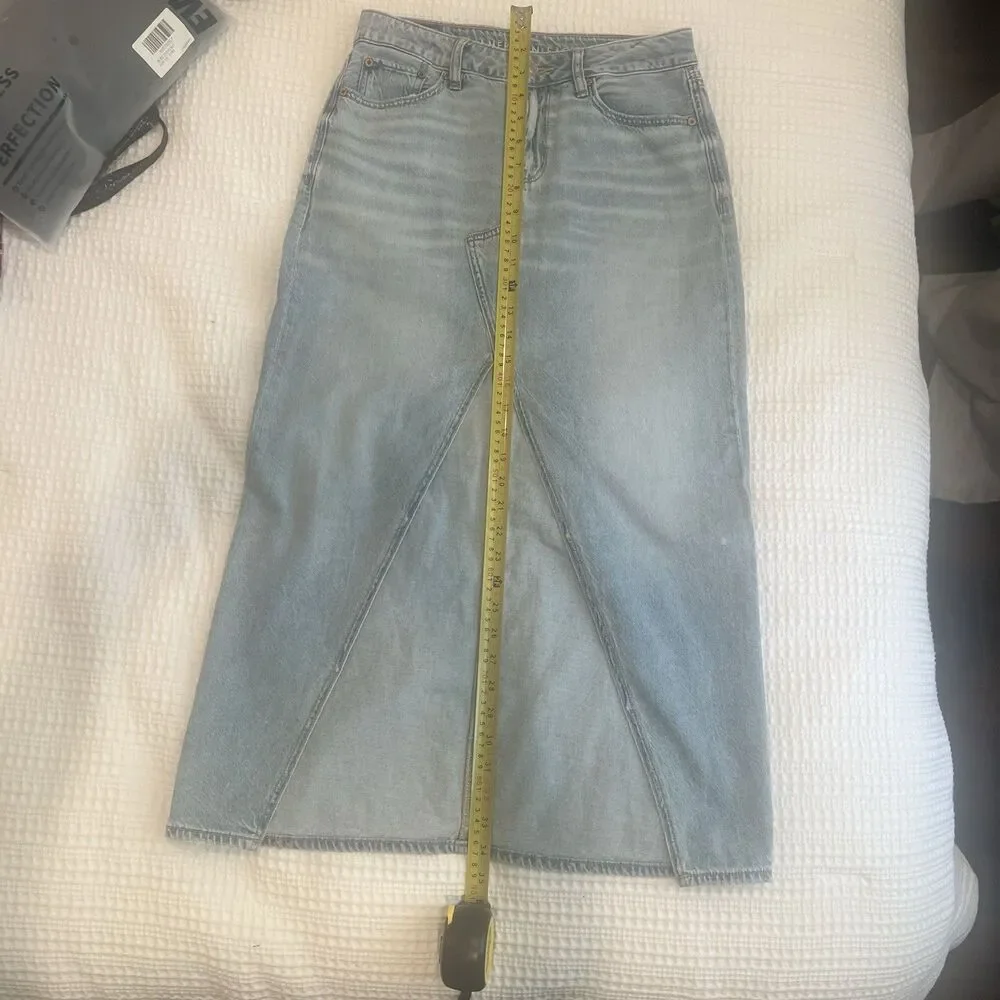 AE Dreamy Drape Low-Rise Denim Maxi Skirt Size 0 American Eagle - Picture 7 of 14